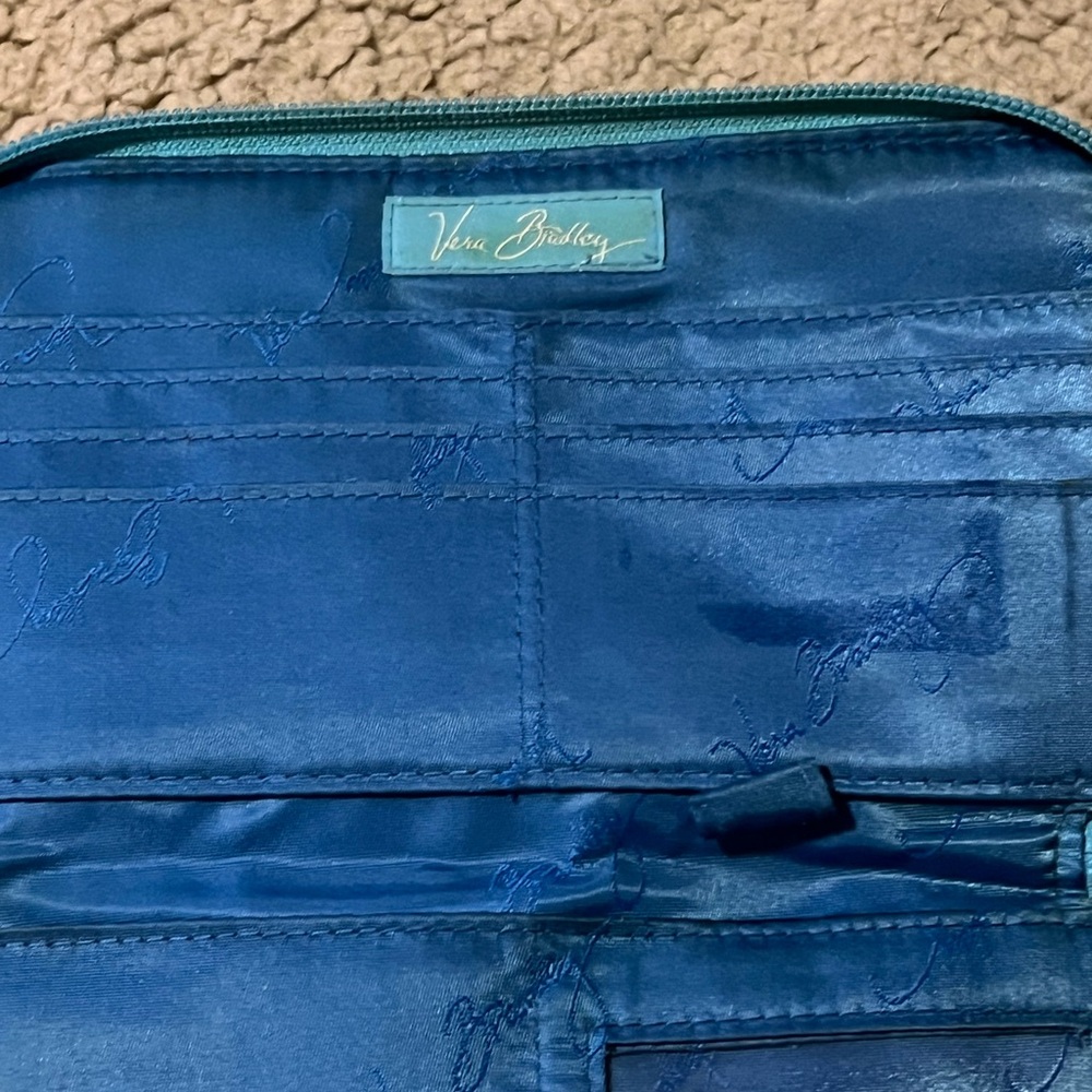 🖤 Vera Bradley Bali Blue Flowers Handbag & Wallet 🖤 - Picture 9 of 12